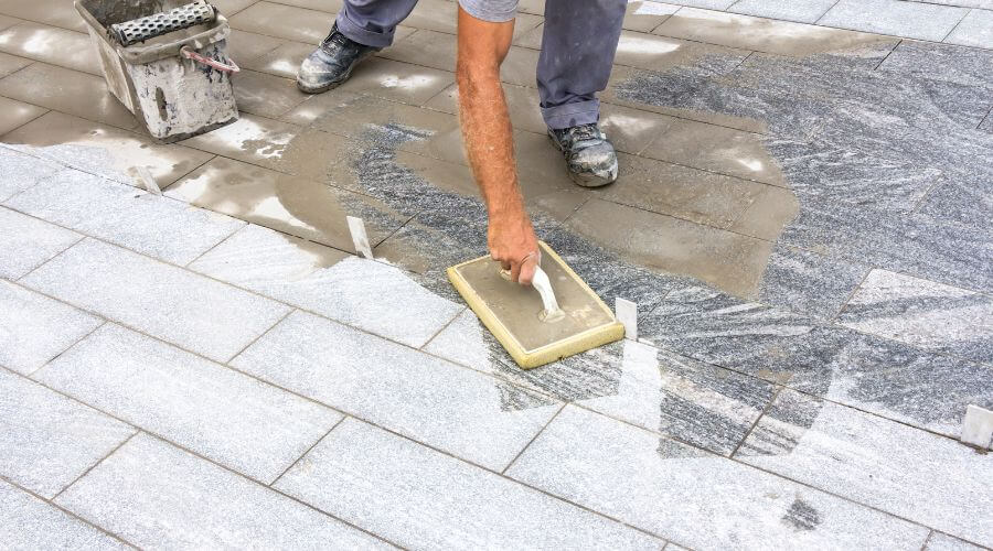 Professional gutter cleaning in Graham, MO